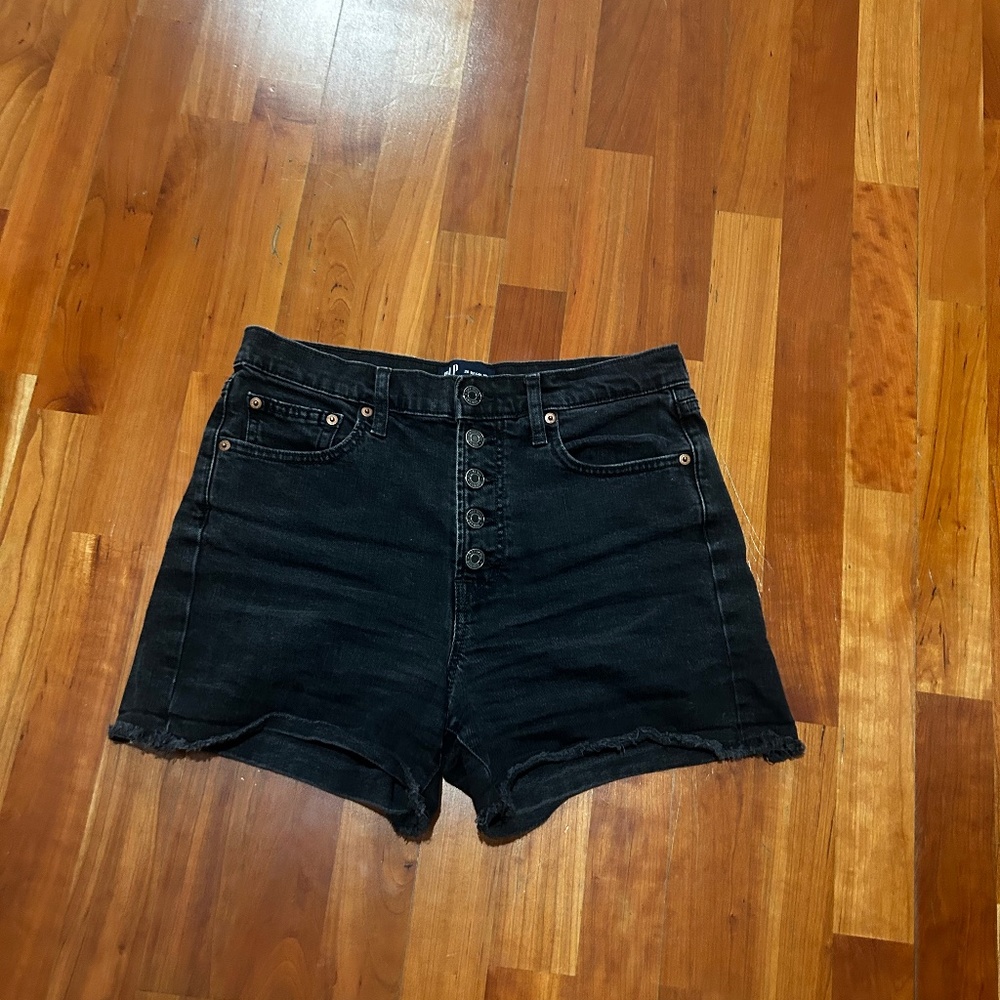 Black GAP Button-up Denim Shorts 4"